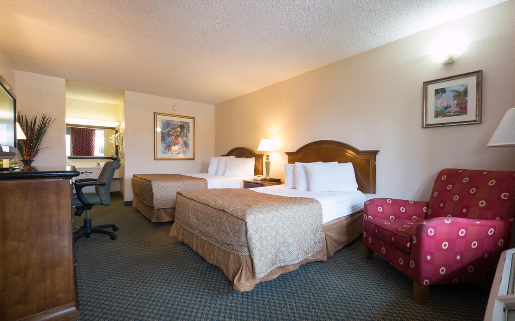 Quality Inn Tampa Lake Magdalene المظهر الخارجي الصورة