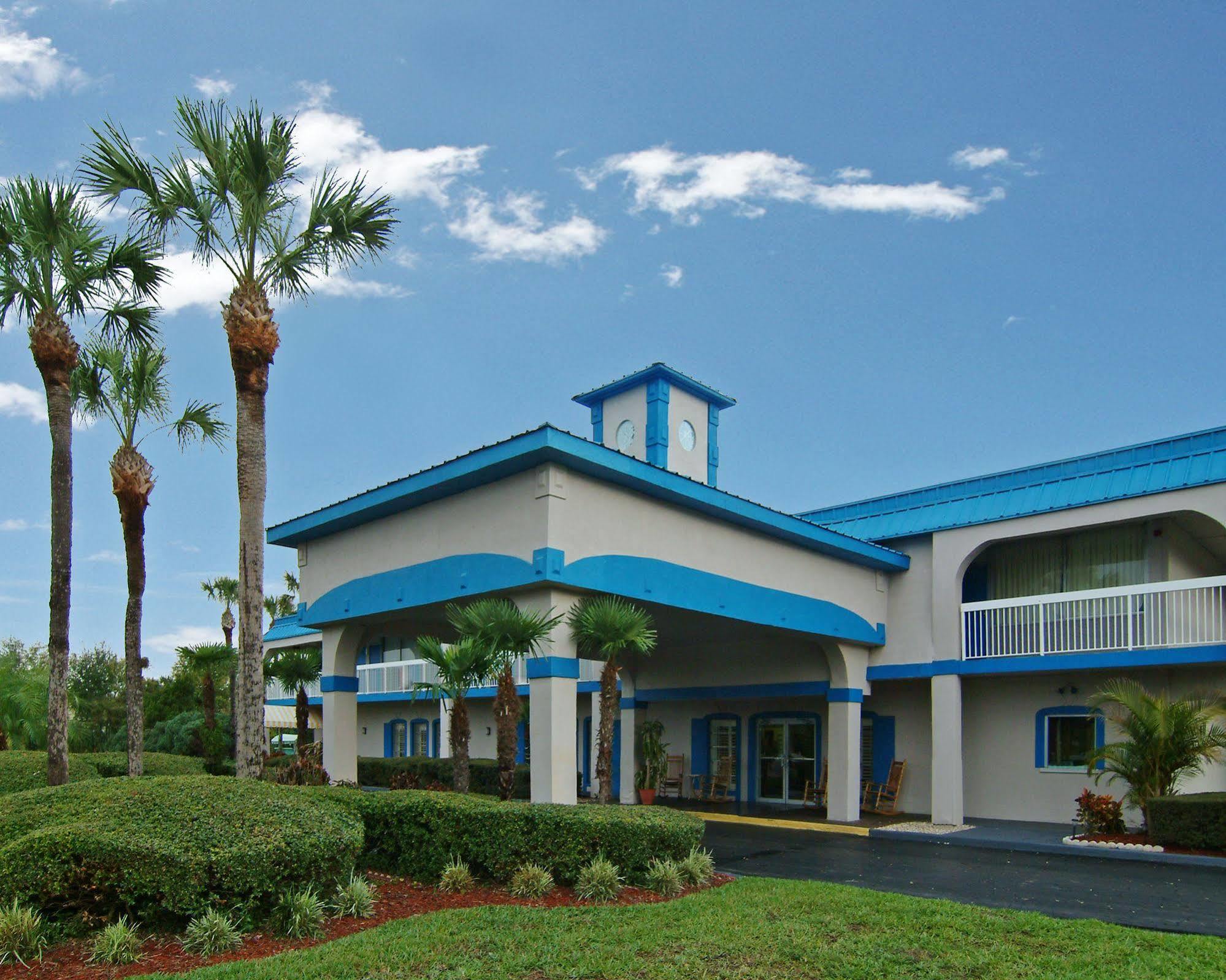 Quality Inn Tampa Lake Magdalene المظهر الخارجي الصورة